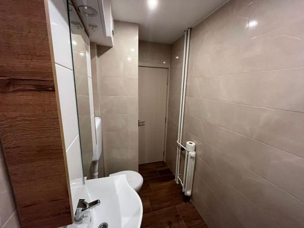 Slika 3 - Pariske komune, jednoiposoban, renoviran 