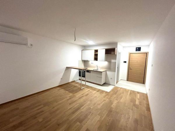 Slika 2 - Garsonjera na Telepu! Šifra 543406