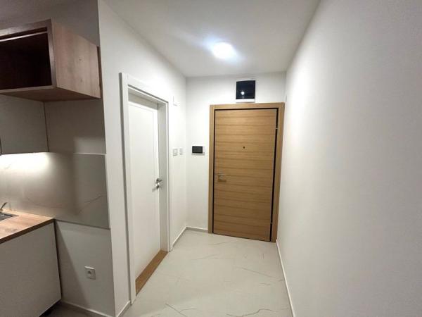 Slika 7 - Garsonjera na Telepu! Šifra 543406