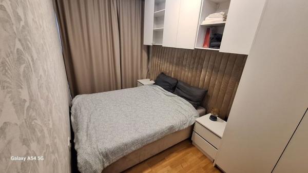 Slika 7 - Luksuzan dvosoban stan u Cara Dušana! Šifra: 543315