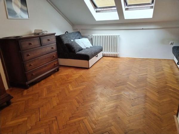 Slika 2 - Cetvorosoban stan na Limanu 1