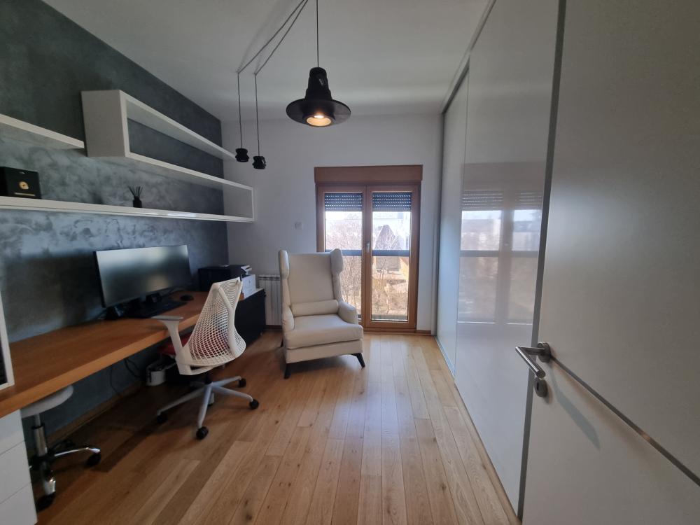 Slika 2 - Četvorosoban, 132m2, Novi Sad centar Novi Sad