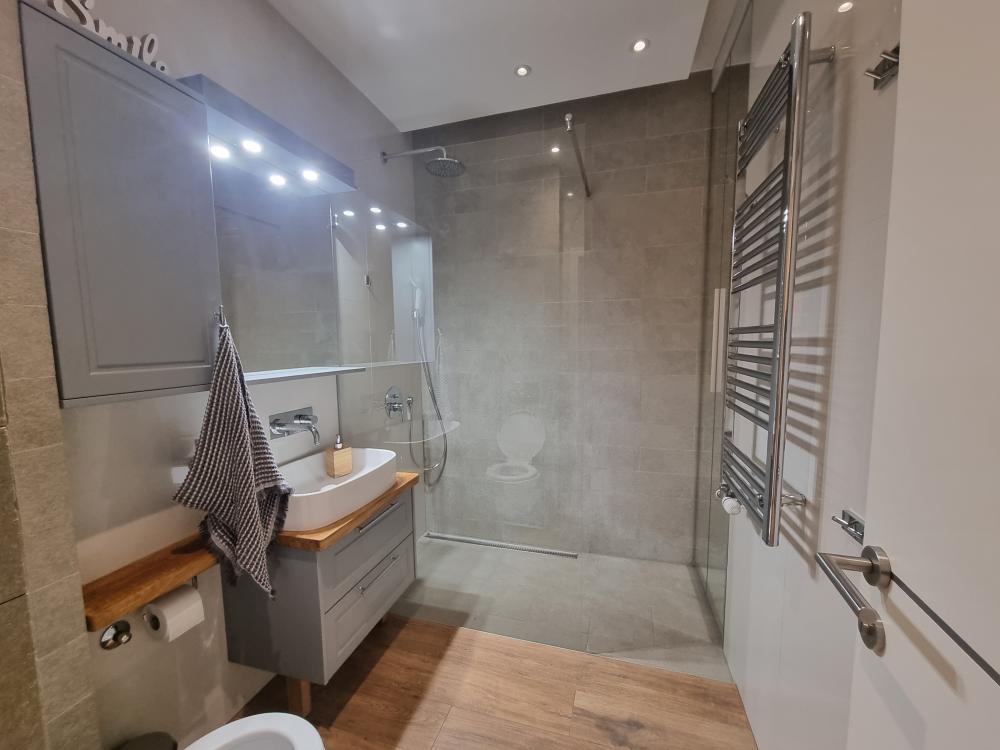 Slika 6 - Četvorosoban, 132m2, Novi Sad centar Novi Sad