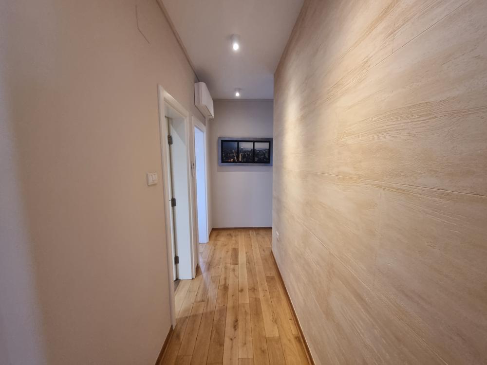 Slika 7 - Četvorosoban, 132m2, Novi Sad centar Novi Sad