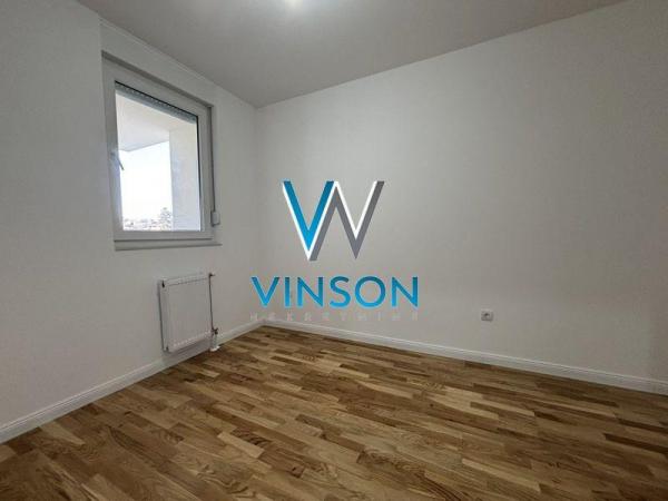 Slika 5 - Petrovaradin - Uknjižen jednoiposoban stan ID#1000972