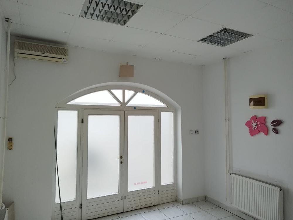 Slika 3 - Stan,NOVI SAD,CENTAR,kv: 20.00, € 52800, ID: 1058050