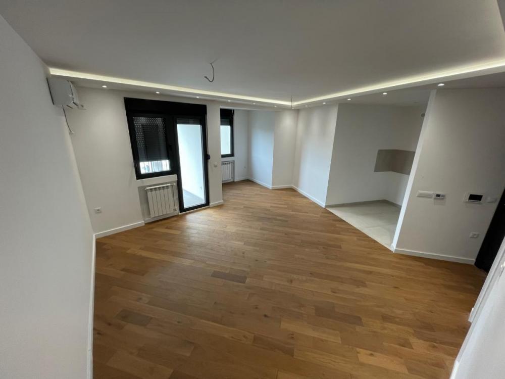Glavna slika -Trosoban nov stan 70m Miše Dimitrijevića Duplex
