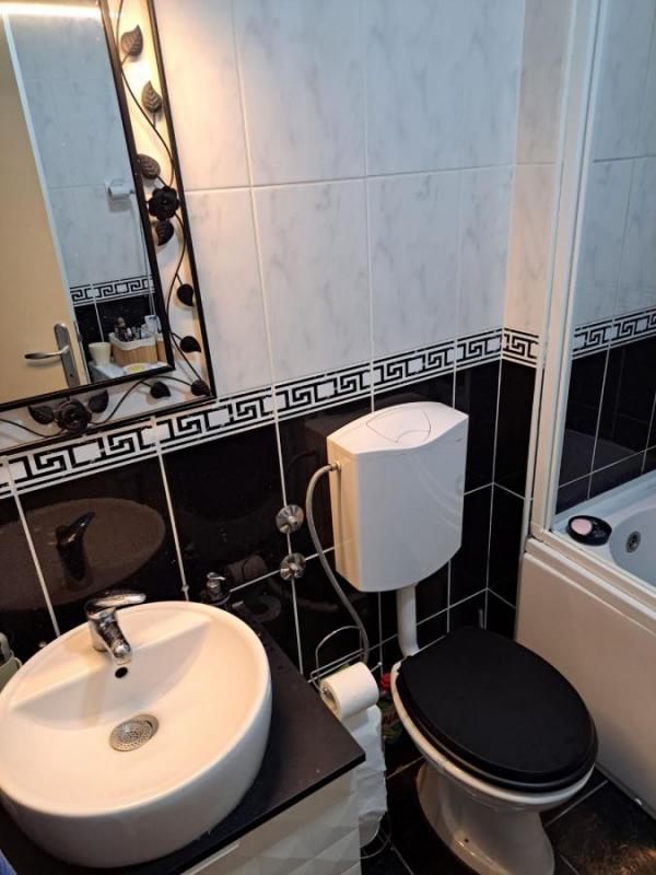 Slika 10 - Dvoiposoban stan na Bulevaru Evrope