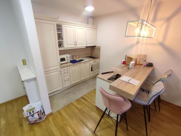 Slika 4 - Dvoiposoban stan na Bulevaru Patrijarha Pavla