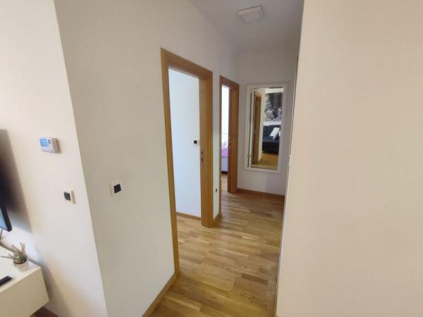 Slika 10 - Dvoiposoban stan na Bulevaru Patrijarha Pavla