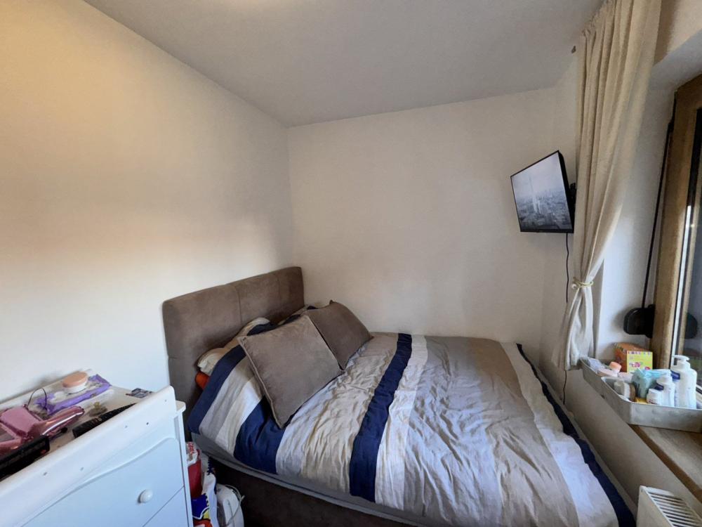 Slika 3 - Fenomenalan sa tri spavaće sobe, veoma svetao i komforan! 91m2