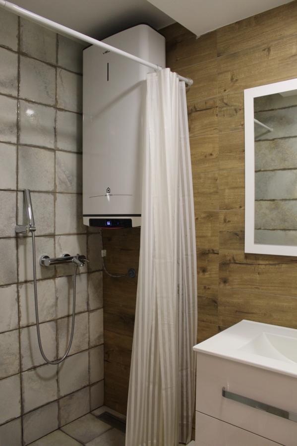 Slika 6 - Trosoban stan na Bulevaru kralja Petra I