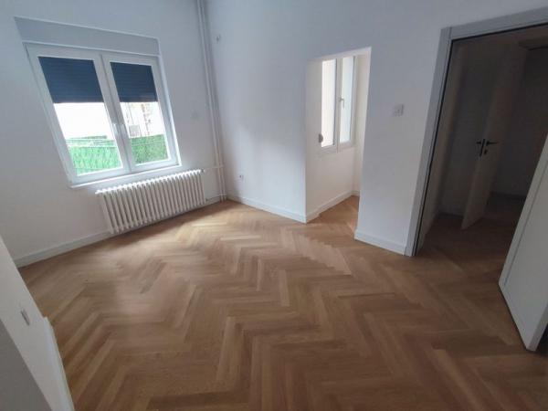 Slika 0 - Fenomenalan-Kej-četvorosoban