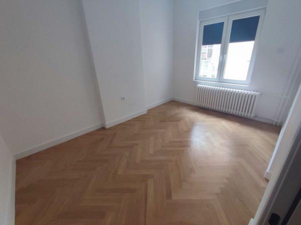 Slika 1 - Fenomenalan-Kej-četvorosoban