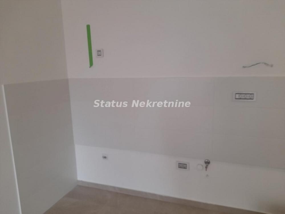 Slika 11 - Južni Telep-Useljiv Lep Trosoban stan 65 m2 -povrat PDV-065/385 8880