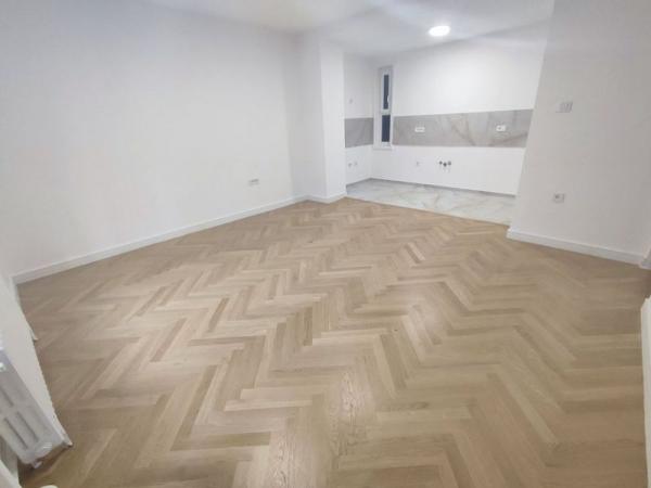 Slika 9 - Izuzetan stan na Keju! Luks! 