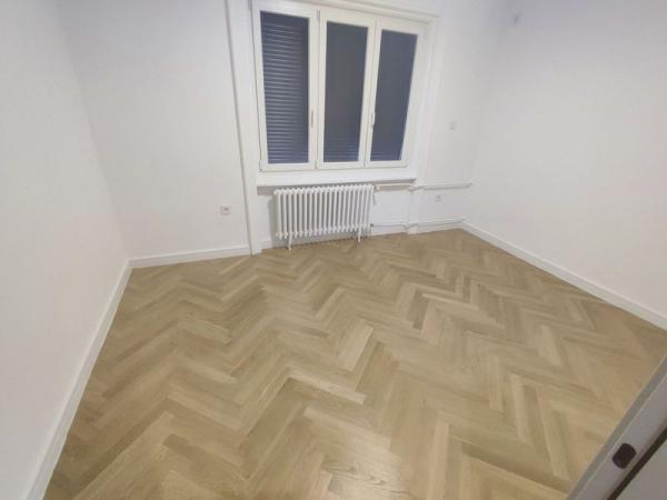 Slika 10 - Izuzetan stan na Keju! Luks! 