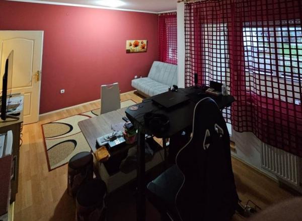 Glavna slika -Top stan sa minimalnim ulaganjima na Socijalnom! 