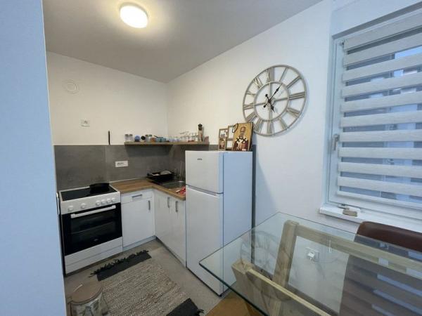 Slika 3 - Savrsena garsonjera na top poziciji! 