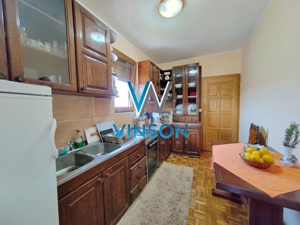 Slika 6 - Novi Sad, Ul. Maksima Gorkog - Osmosoban dupleks stan ID#1000982