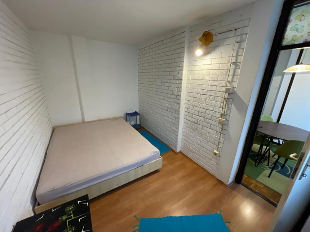 Slika 11 - Dvosoban stan 51m Novo Naselje Bate Brkića