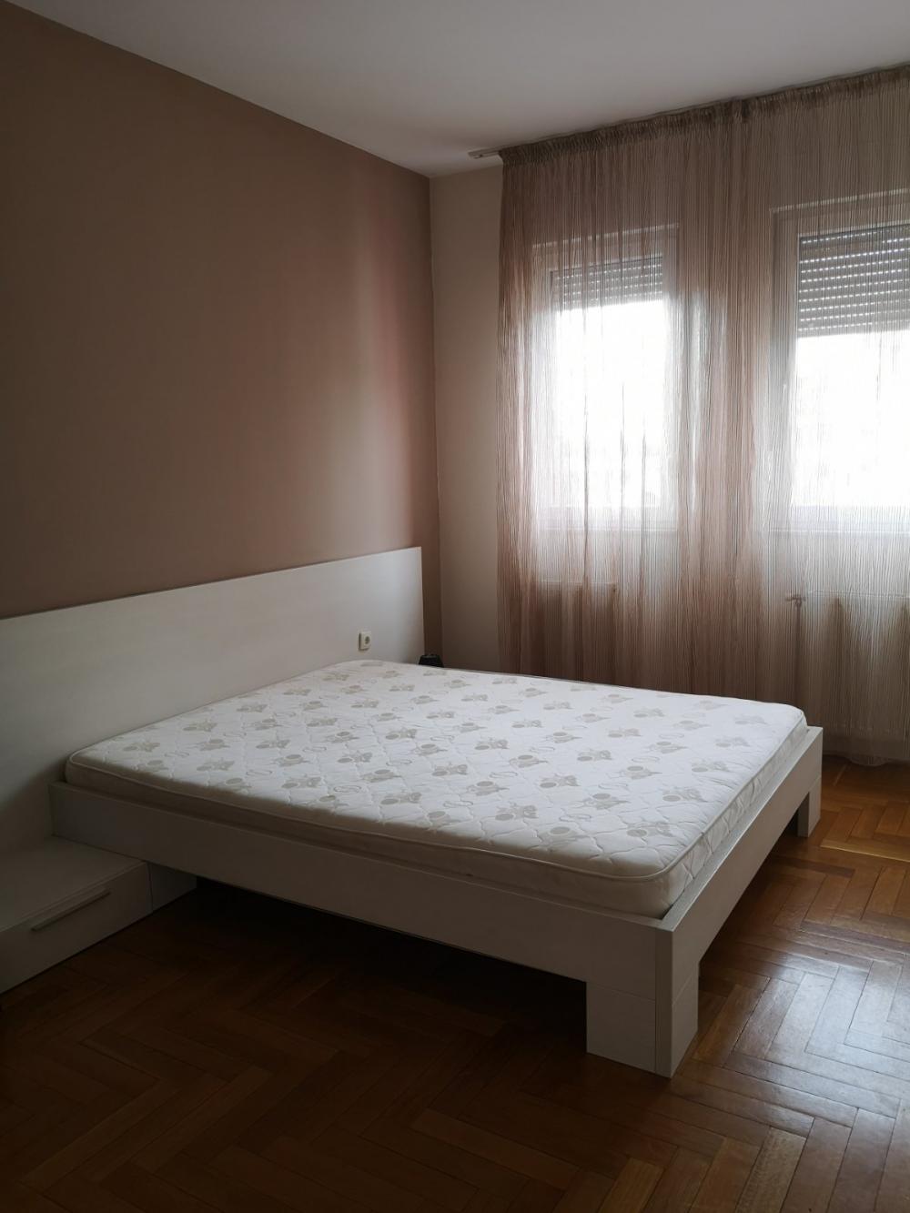 Slika 7 - Prodaja, namešten trosoban stan 82m2 kod Šeratona