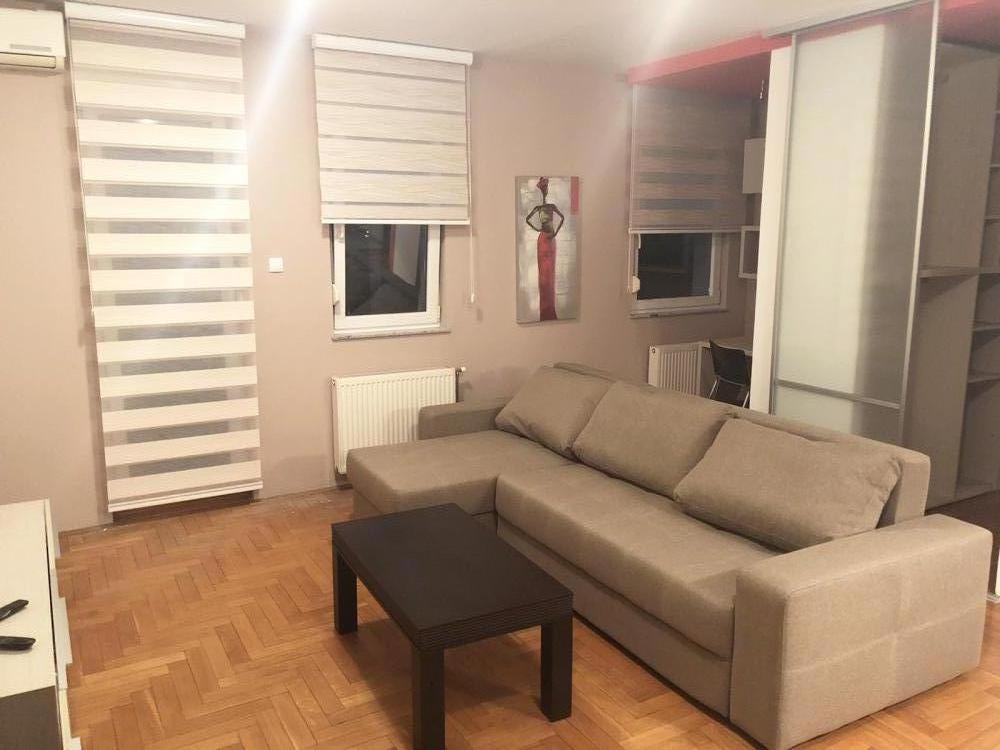 Glavna slika -Prodaja, namešten trosoban stan 82m2 kod Šeratona