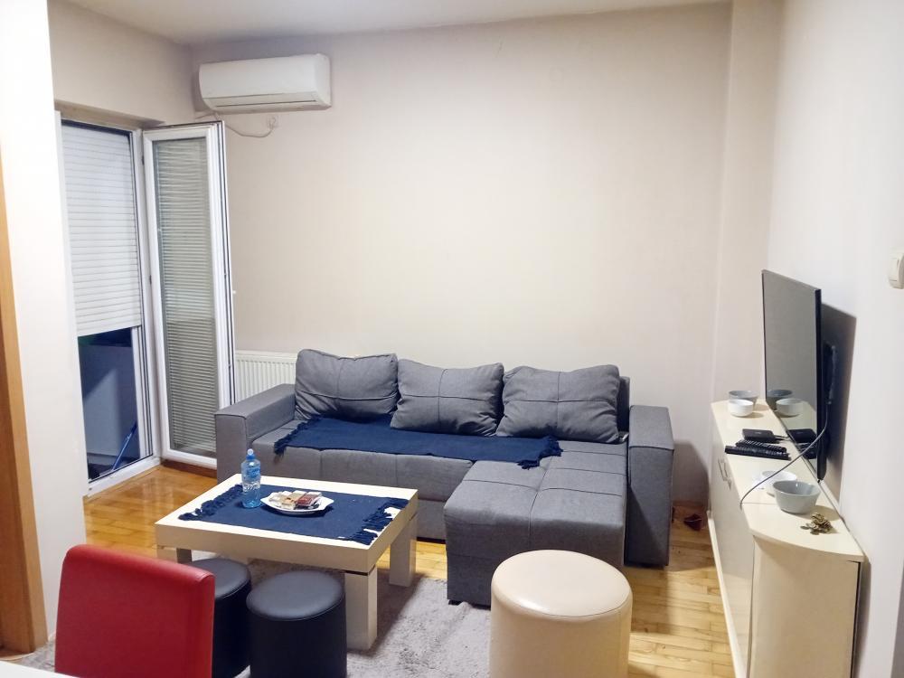 Glavna slika -Tatarsko brdo,Jelene Lozanoc