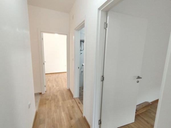 Slika 5 - Penthouse, izuzetan stan, PDV, garažna mesta, prelepa terasa, Bulevar! š. 546516