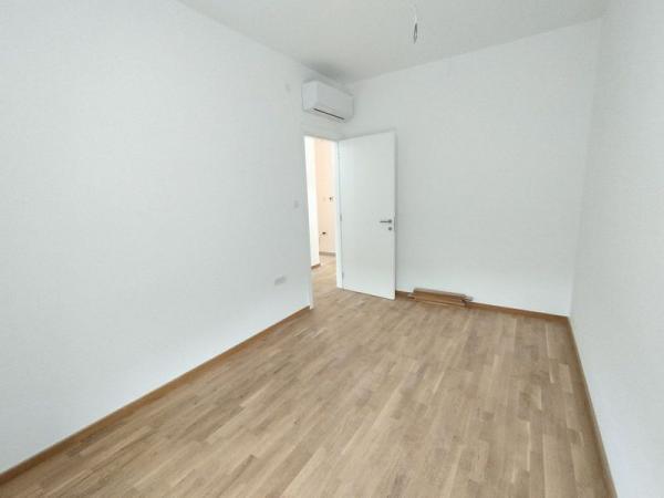Slika 6 - Penthouse, izuzetan stan, PDV, garažna mesta, prelepa terasa, Bulevar! š. 546516