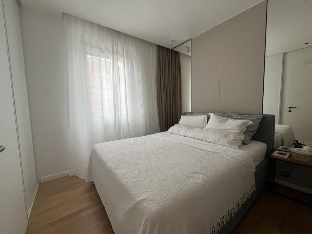 Slika 5 - Kompletno namešten, četvorosoban stan!