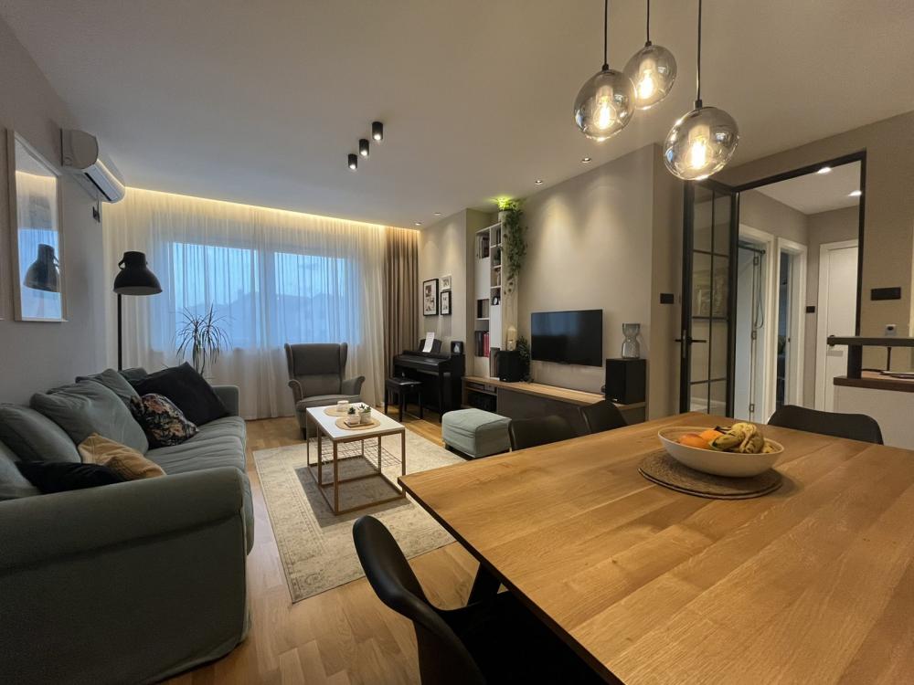 Slika 1 - Kompletno namešten, četvorosoban stan!