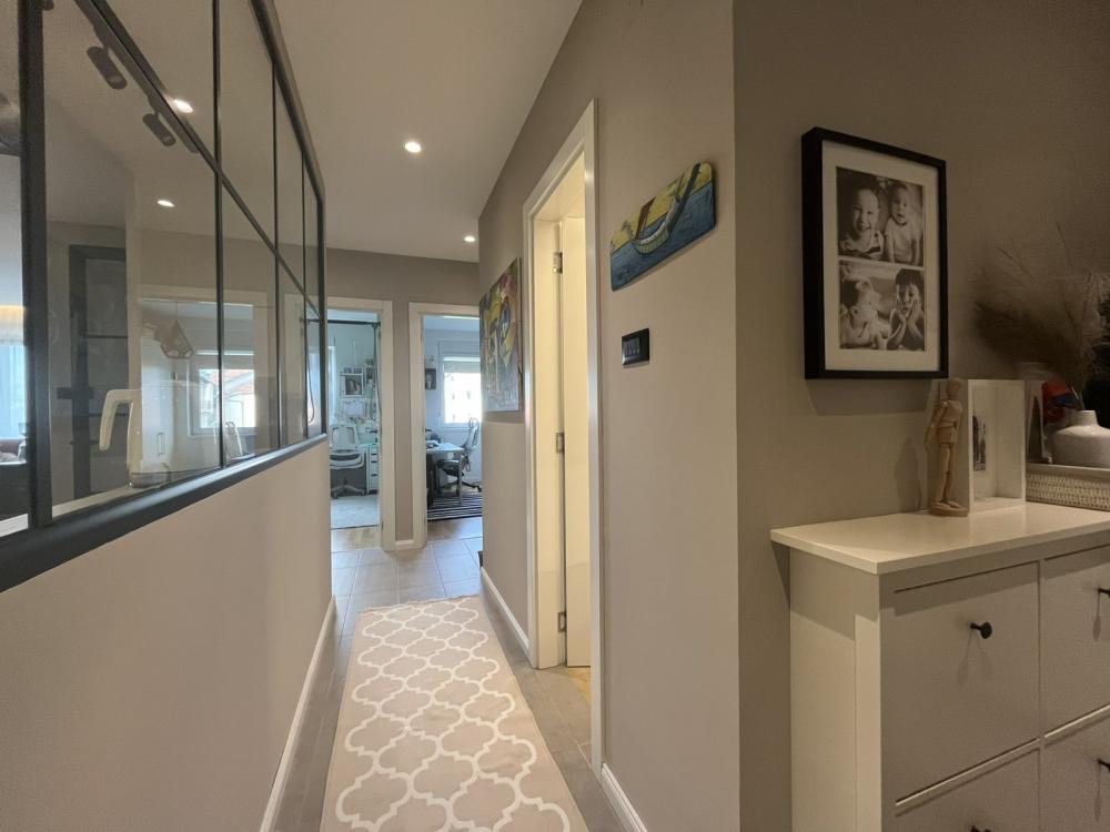 Slika 4 - Kompletno namešten, četvorosoban stan!