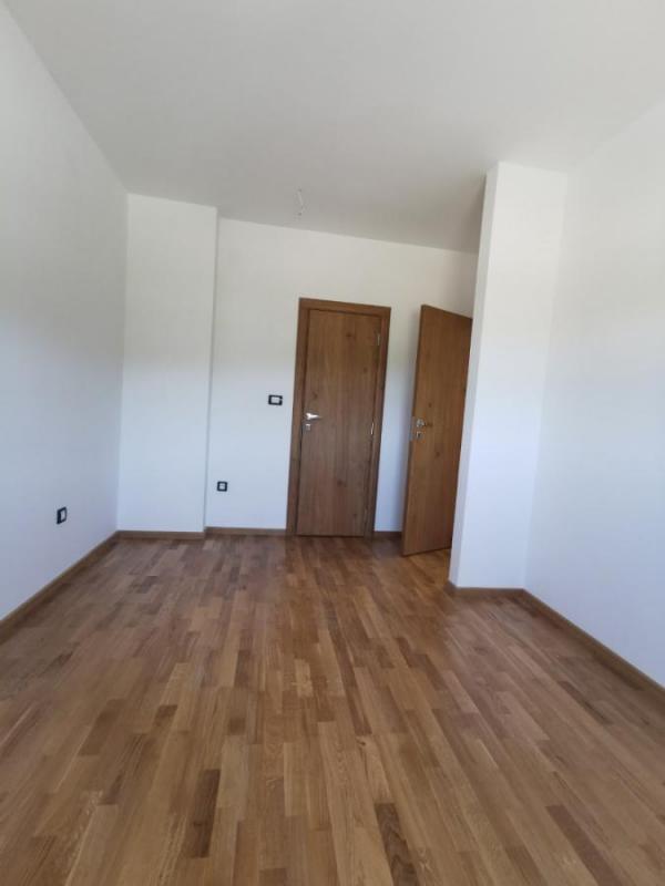 Slika 7 - Četvorosoban Penthaus 124m Sr. Kamenica