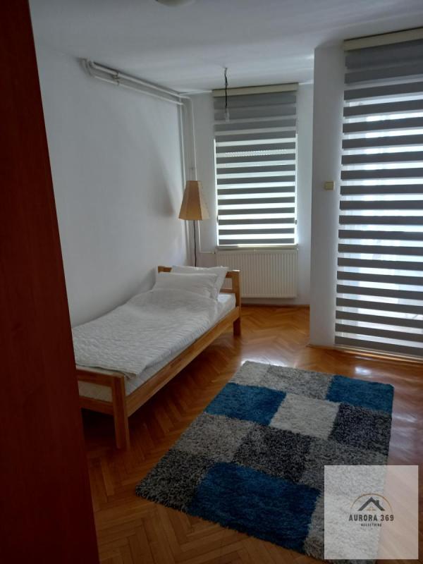 Slika 3 - NOVI SAD, CARA DUŠANA, JEDNOSOBAN, 45m2