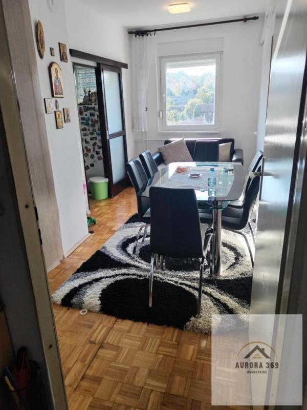 Slika 6 - NOVI SAD, PETROVARADIN-BLOK, DVOIPOSOBAN, 63m2