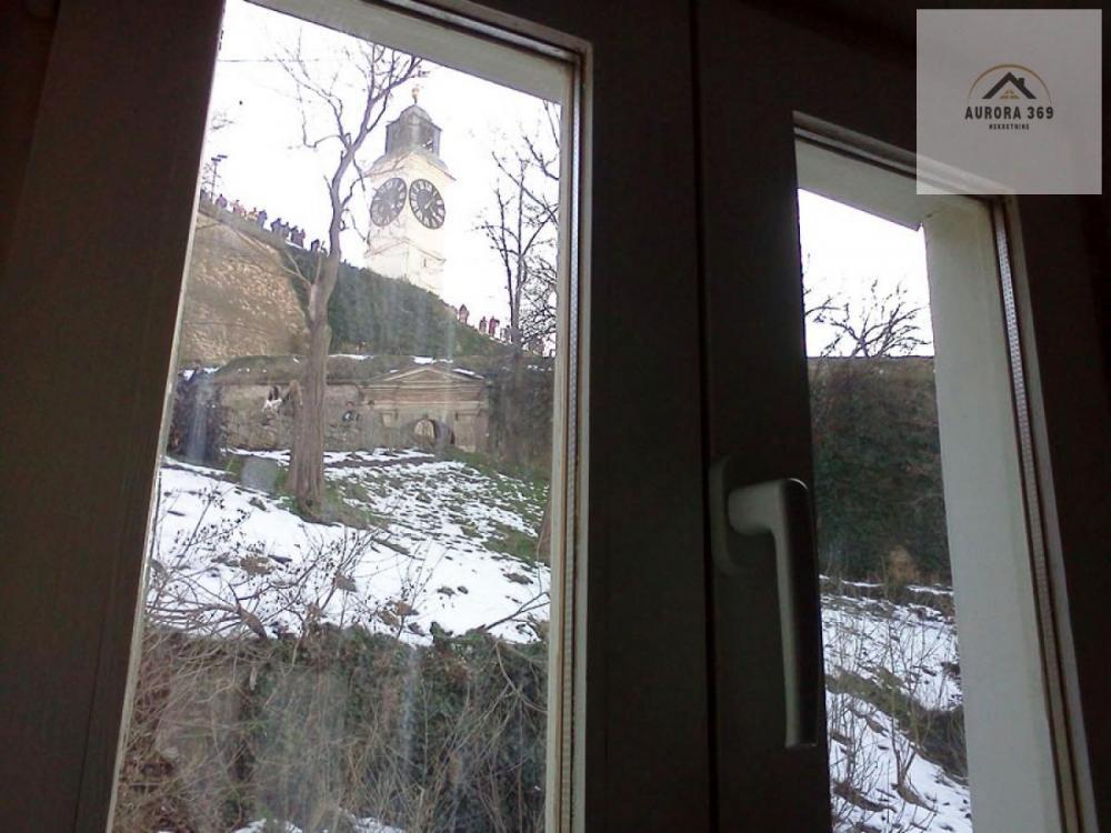 Glavna slika -TROSOBAN STAN U GRADIĆU, NOVI SAD, PETROVARADIN