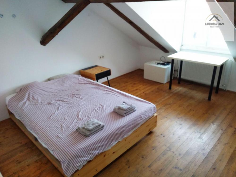 Slika 1 - TROSOBAN STAN U GRADIĆU, NOVI SAD, PETROVARADIN