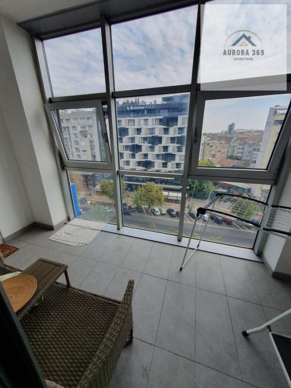 Slika 4 - FENOMENALNA PRILIKA, ČETVOROSOBAN, NOVI SAD, BULEVAR OSLOBOĐENJA, 134m2