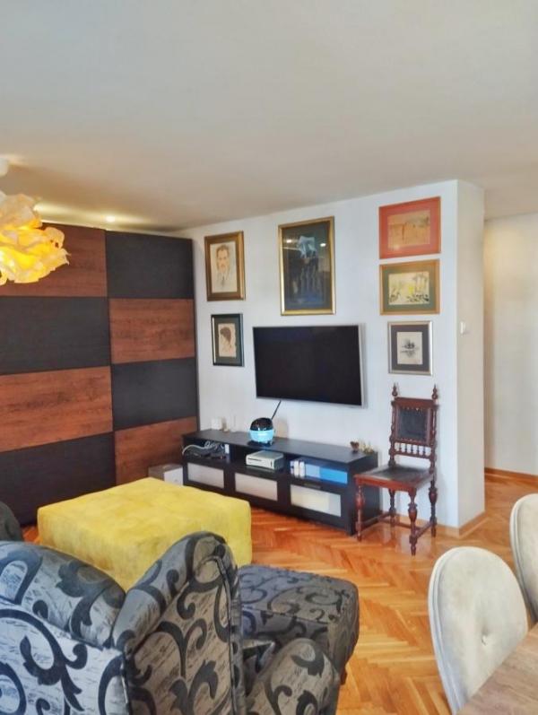 Slika 4 - Trosoban stan na Limanu 4