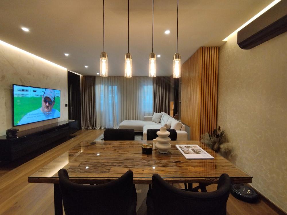 Slika 2 - LUX četvorosoban! Bulevar oslobođenja