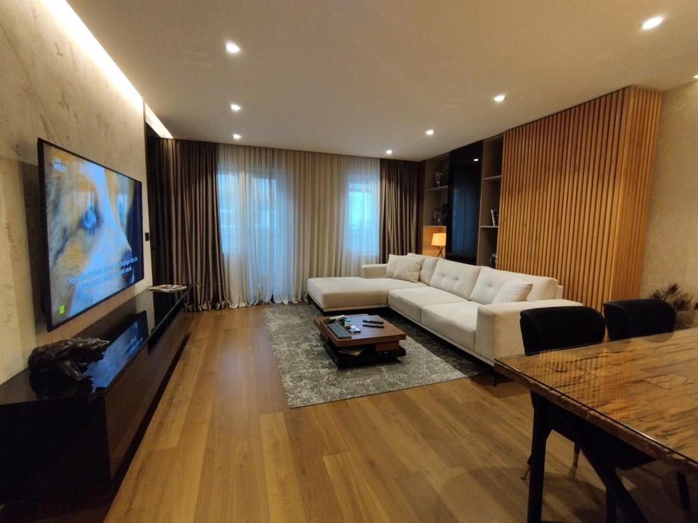 Glavna slika -LUX četvorosoban! Bulevar oslobođenja