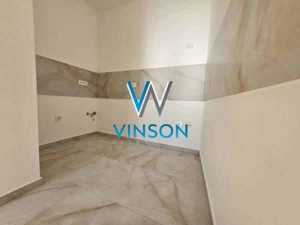 Slika 2 - Novi Sad, Kej - Uknjižen troiposoban stan ID#1001012