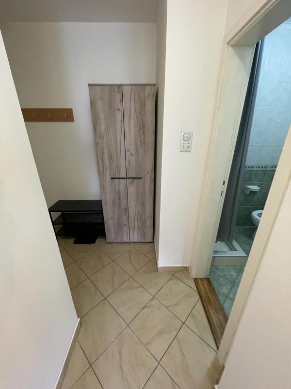 Slika 8 - Garsonjera 24m Cara Dušana PRODAJE SE