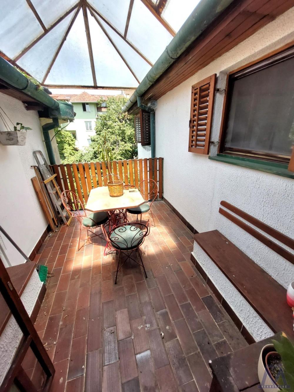 Slika 10 - Stan,NOVI SAD,CENTAR,kv: 90, € 206000, ID: 1018861