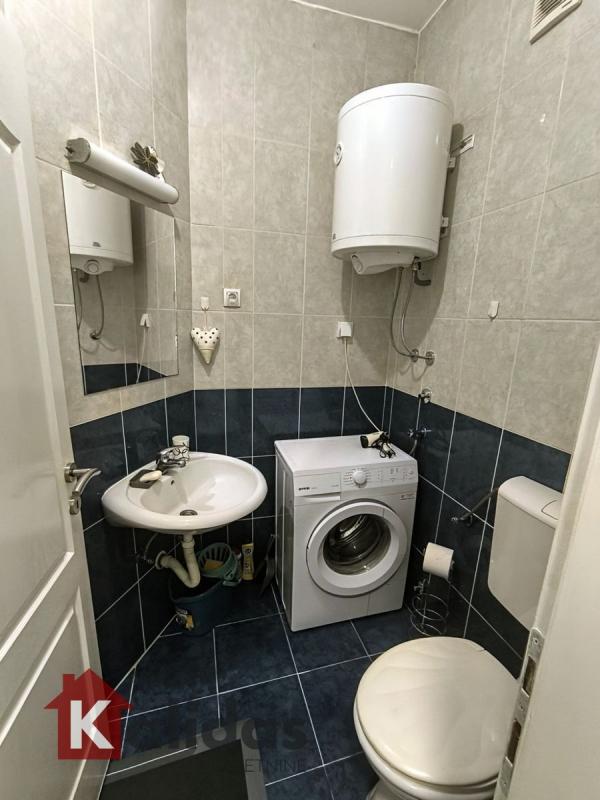 Slika 6 - Stan,NOVI SAD,CENTAR,kv: 35, € 97850, ID: 1007689