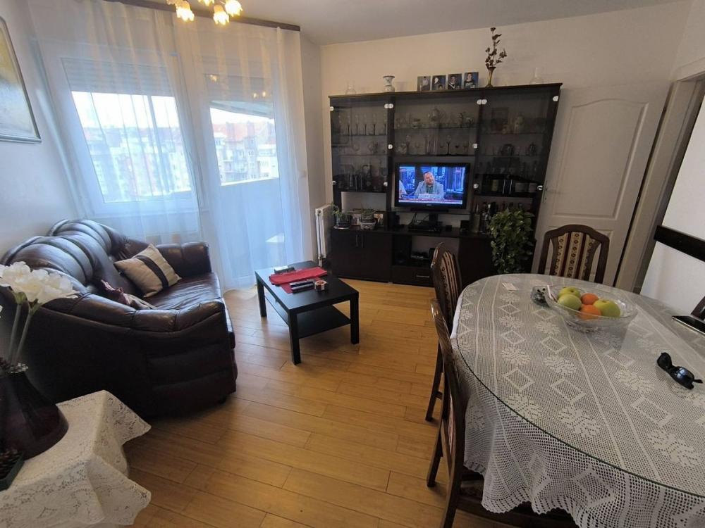 Slika 1 - Stan,NOVI SAD,NOVA DETELINARA,kv: 52, € 143000, ID: 1007718