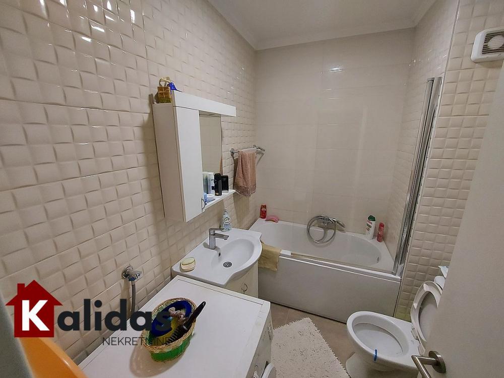 Slika 8 - Stan,NOVI SAD,BULEVAR EVROPE,kv: 99, € 175100, ID: 1004758