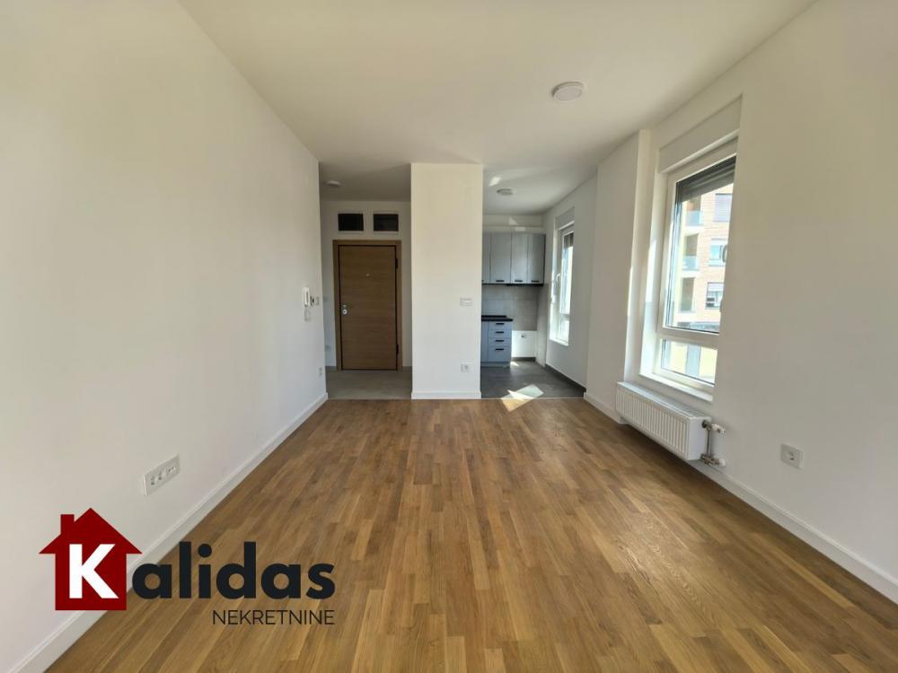 Slika 1 - Stan,NOVI SAD,SOMBORSKA RAMPA,kv: 44, € 121540, ID: 1007702