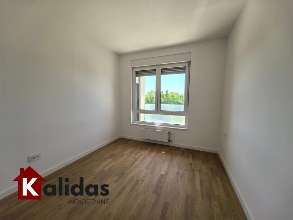 Slika 6 - Stan,NOVI SAD,SOMBORSKA RAMPA,kv: 44, € 121540, ID: 1007702